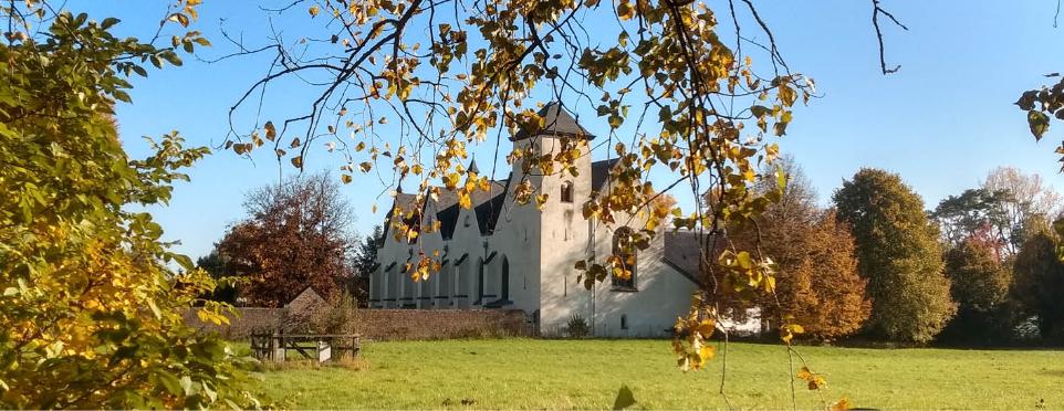 St. Nikolaus im Herbst